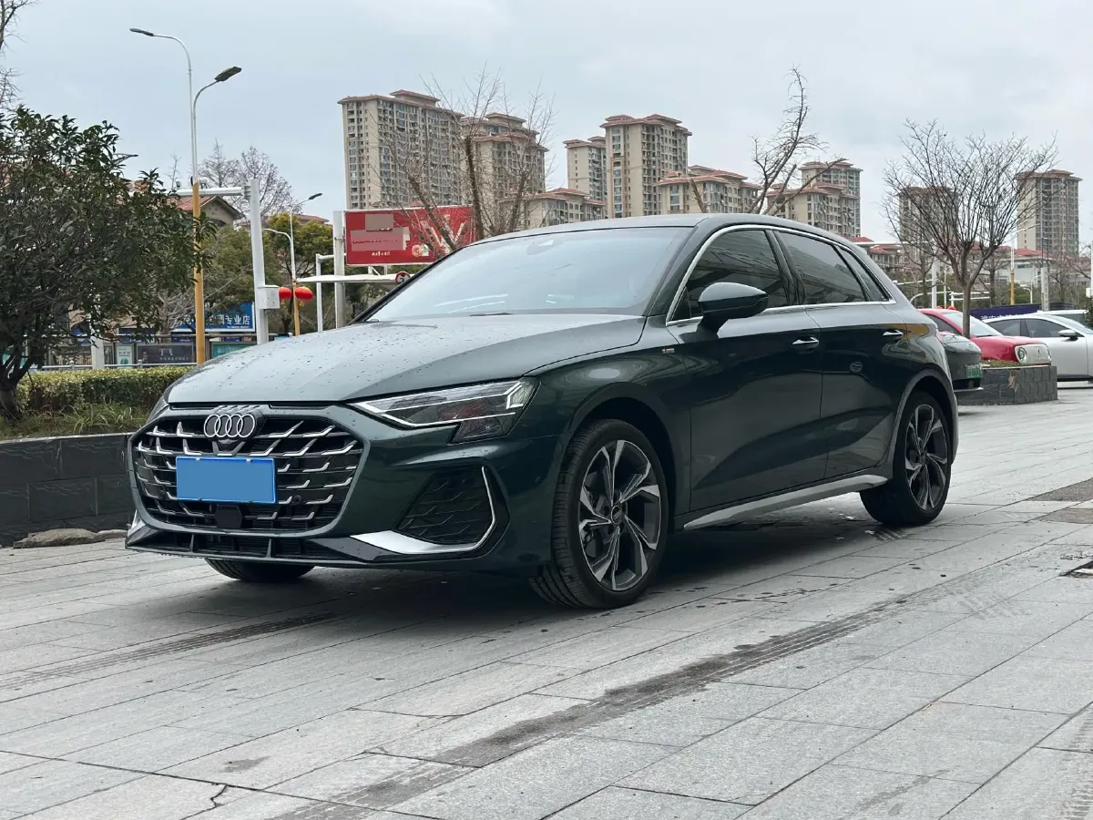 2026 Audi A3 1.5T 160HP L4 7DCT,autocango,china used car exporter,china ev exporter,chinese used car exporter,chinese used ev exporter