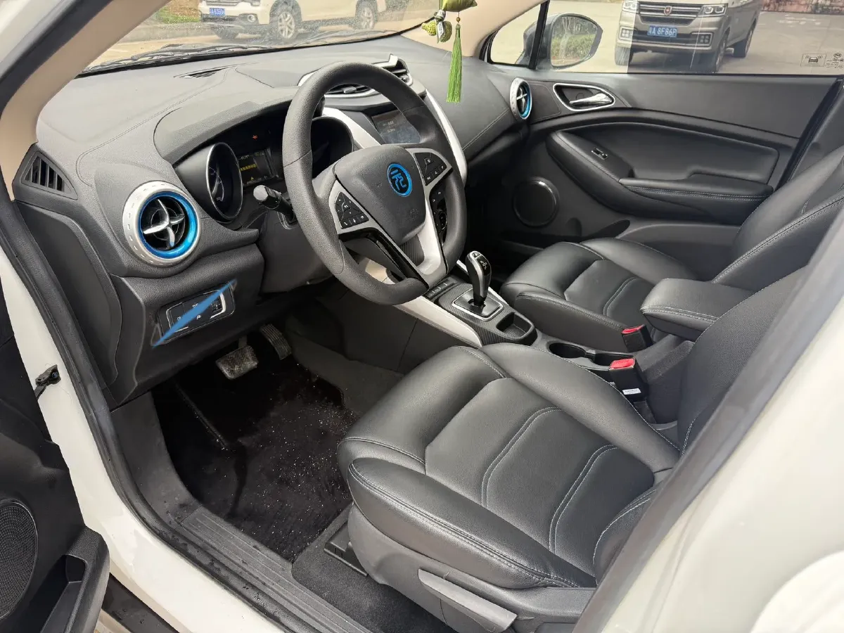 2019 BYD Yuan BEV 42KWH,autocango,china used car exporter,china ev exporter,chinese used car exporter,chinese used ev exporter