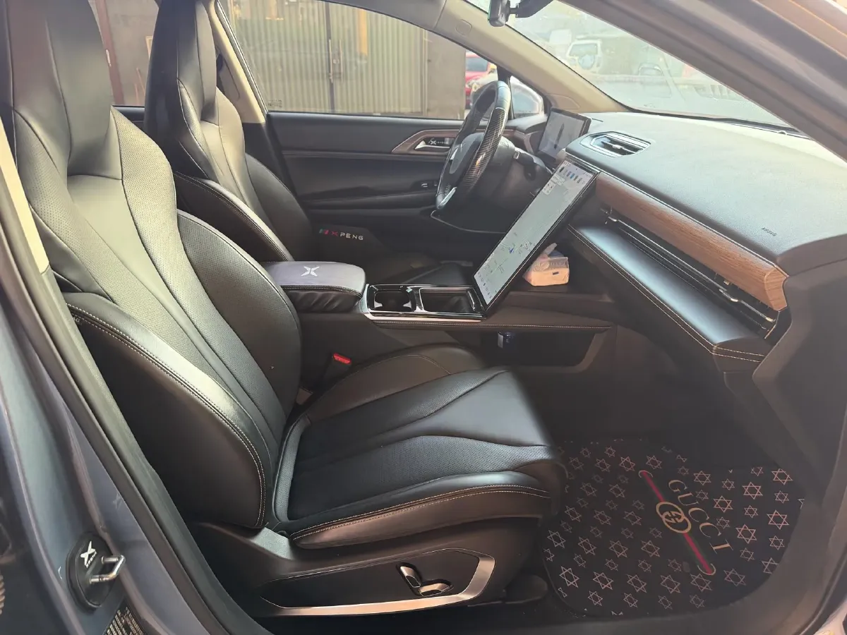 2022 Chevrolet Menlo BEV 61.1KWH,autocango,china used car exporter,china ev exporter,chinese used car exporter,chinese used ev exporter