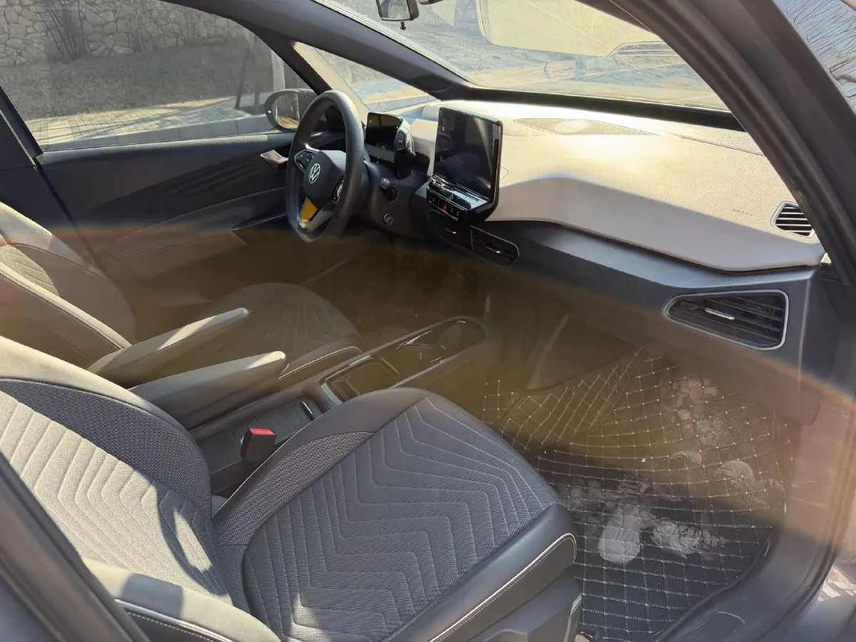 2023 Volkswagen ID.3 BEV 52.8KWH,autocango,china used car exporter,china ev exporter,chinese used car exporter,chinese used ev exporter