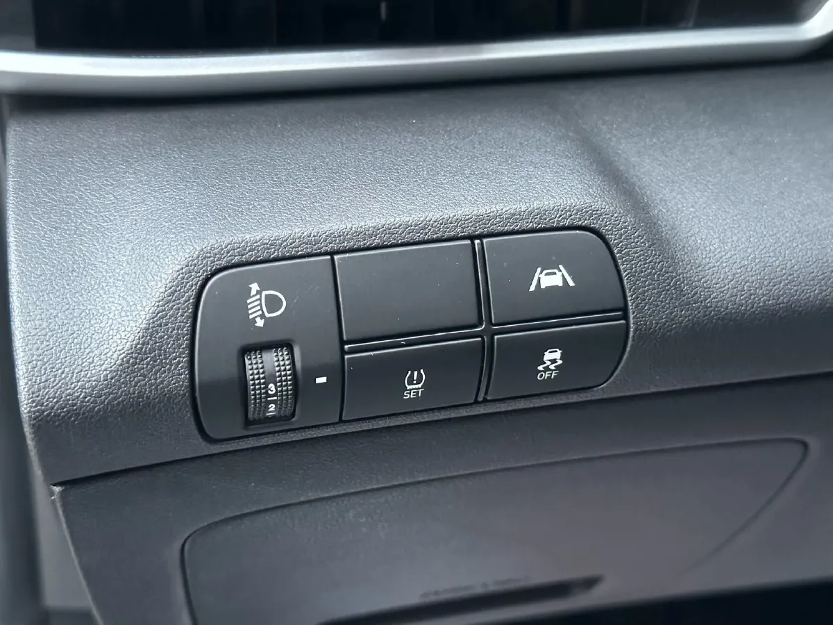 2021 Hyundai Elantra 1.5L 115HP L4 CVT,autocango,china used car exporter,china ev exporter,chinese used car exporter,chinese used ev exporter