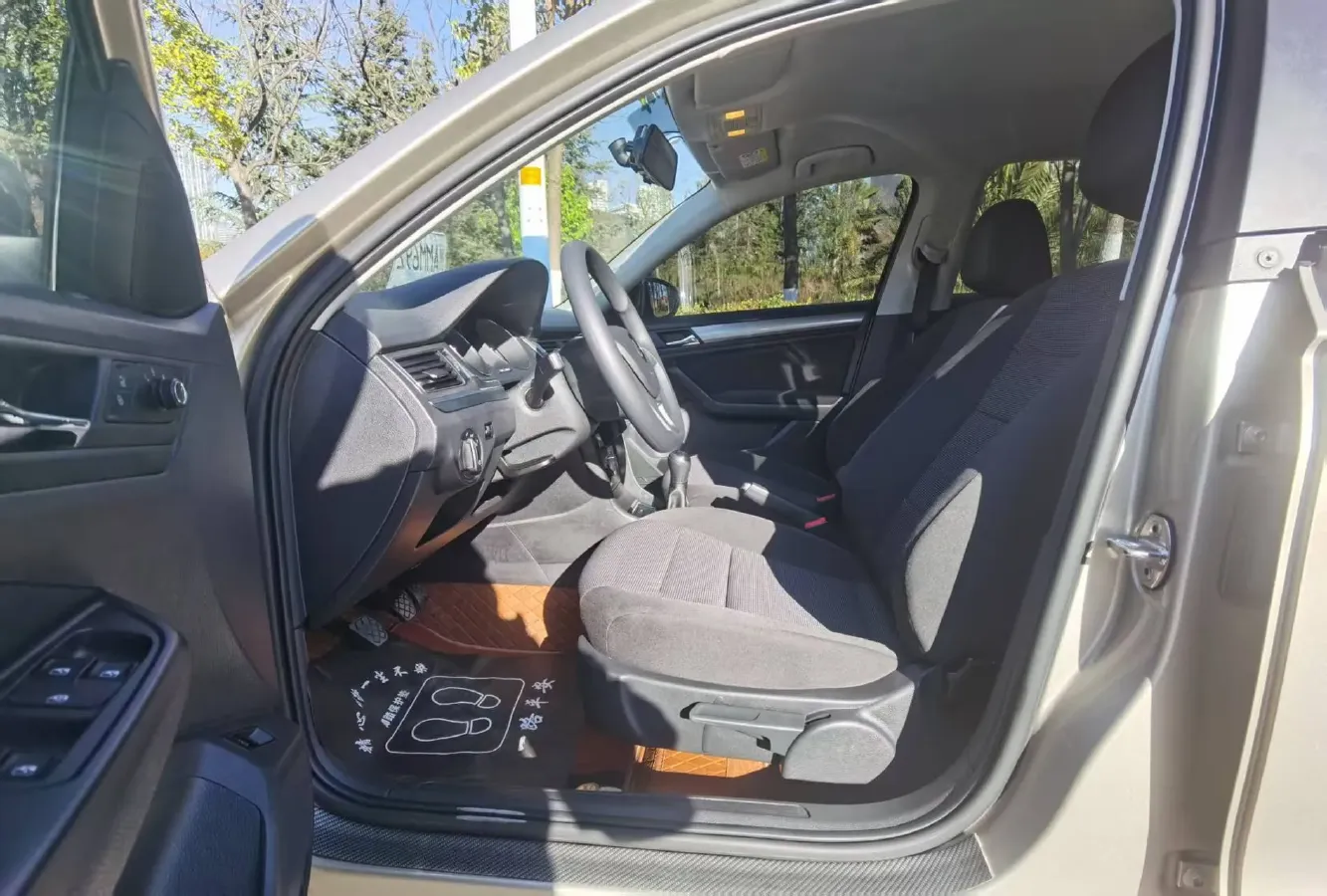 2018 Volkswagen Bora 1.5L 110HP L4 5MT,autocango,china used car exporter,china ev exporter,chinese used car exporter,chinese used ev exporter