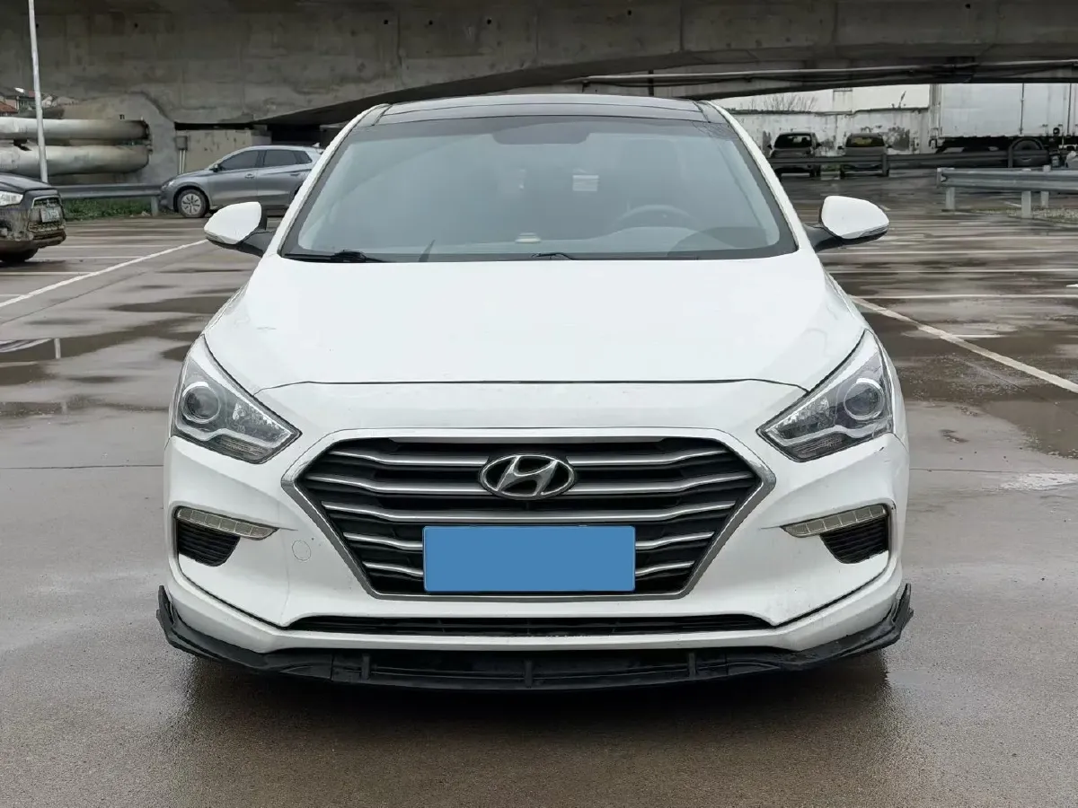 2017 Hyundai Mistra 1.8L 143HP L4 6AT,autocango,china used car exporter,china ev exporter,chinese used car exporter,chinese used ev exporter