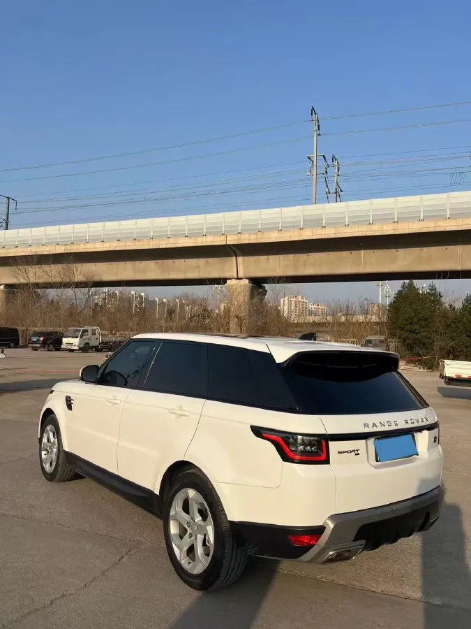 2021 Land Rover Range Rover Sport 3.0T 360HP L6 8AT,autocango,china used car exporter,china ev exporter,chinese used car exporter,chinese used ev exporter