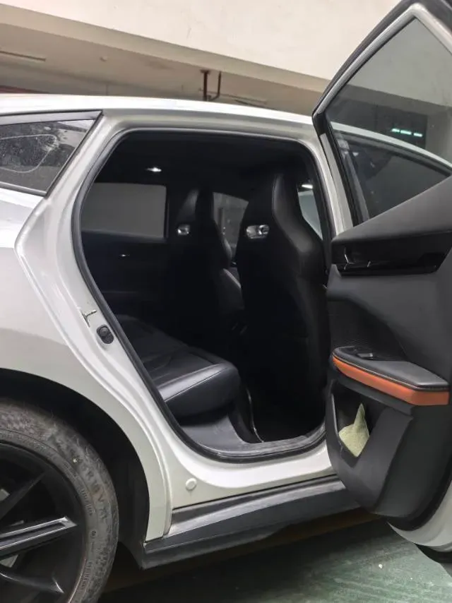 2023 ChangAn UNI-V 1.5T 188HP L4 7DCT,autocango,china used car exporter,china ev exporter,chinese used car exporter,chinese used ev exporter