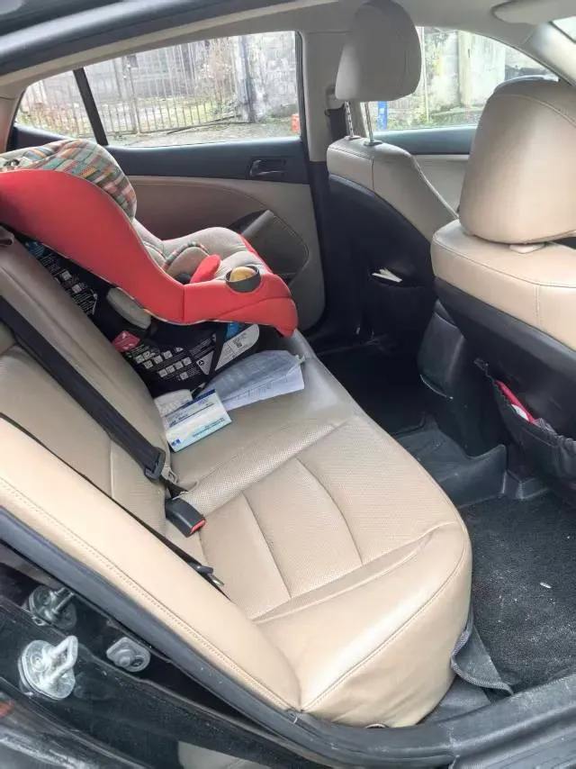 2015 Kia K5 2.0L 162HP L4 6AT,autocango,china used car exporter,china ev exporter,chinese used car exporter,chinese used ev exporter