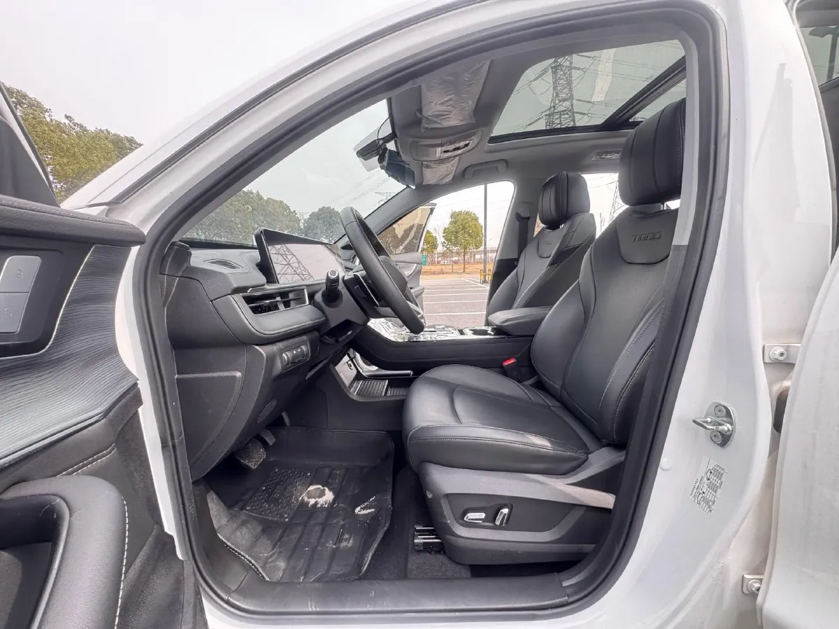 2022 Chery Tiggo 8 PRO 1.6T 197HP L4 7DCT,autocango,china used car exporter,china ev exporter,chinese used car exporter,chinese used ev exporter