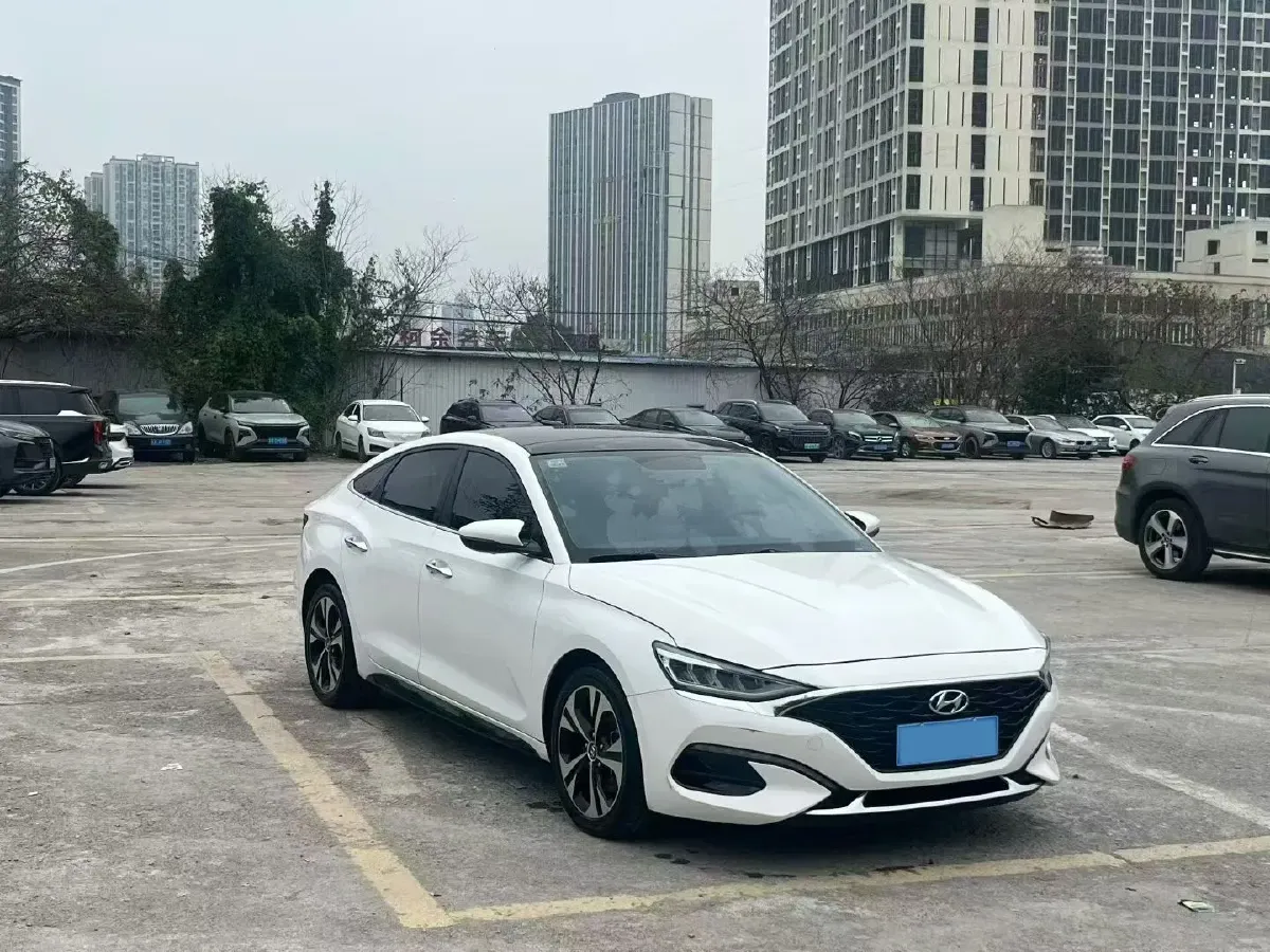 2019 Hyundai La Festa 1.6T 190HP L4 7DCT,autocango,china used car exporter,china ev exporter,chinese used car exporter,chinese used ev exporter