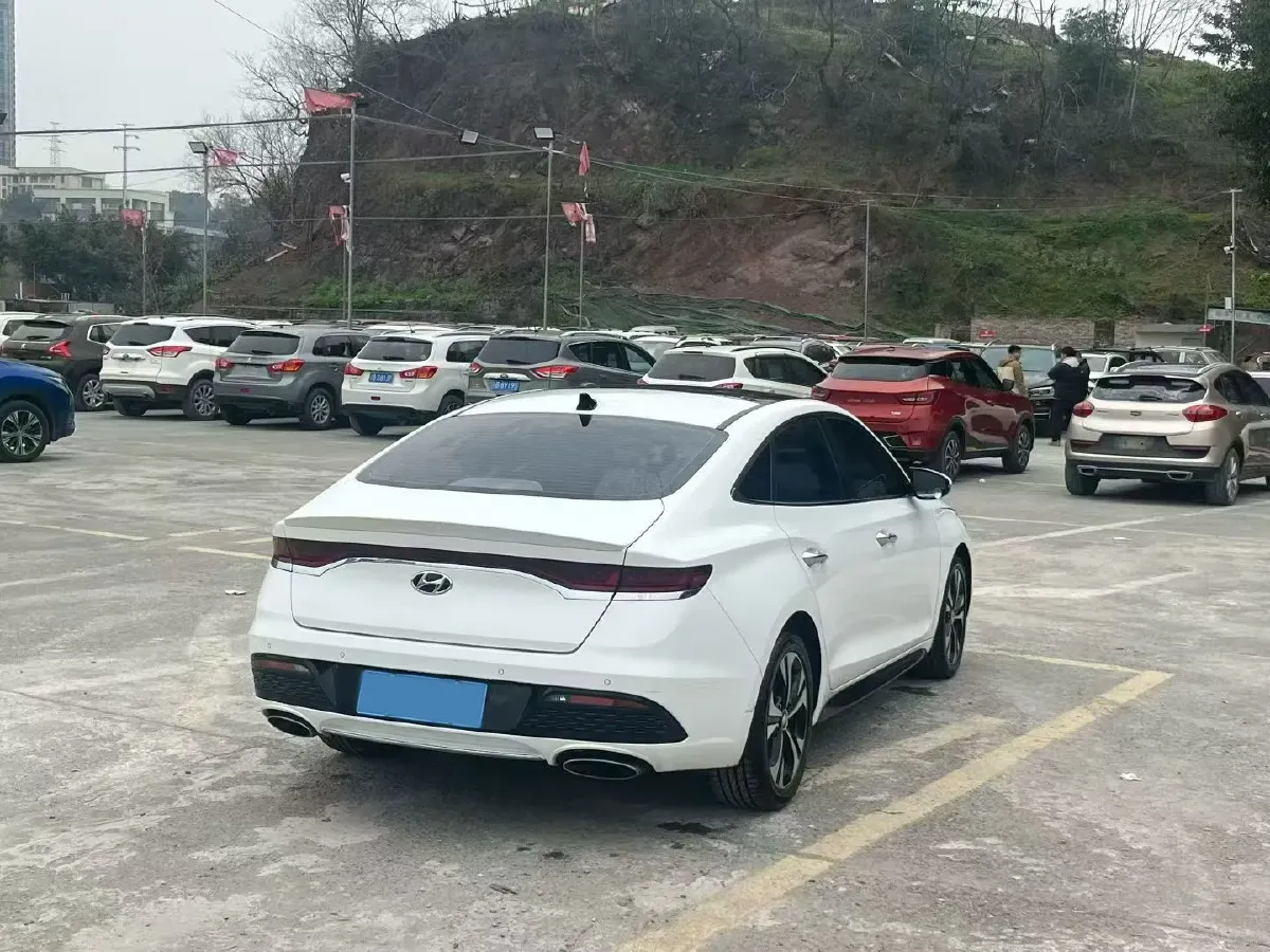 2019 Hyundai La Festa 1.6T 190HP L4 7DCT,autocango,china used car exporter,china ev exporter,chinese used car exporter,chinese used ev exporter