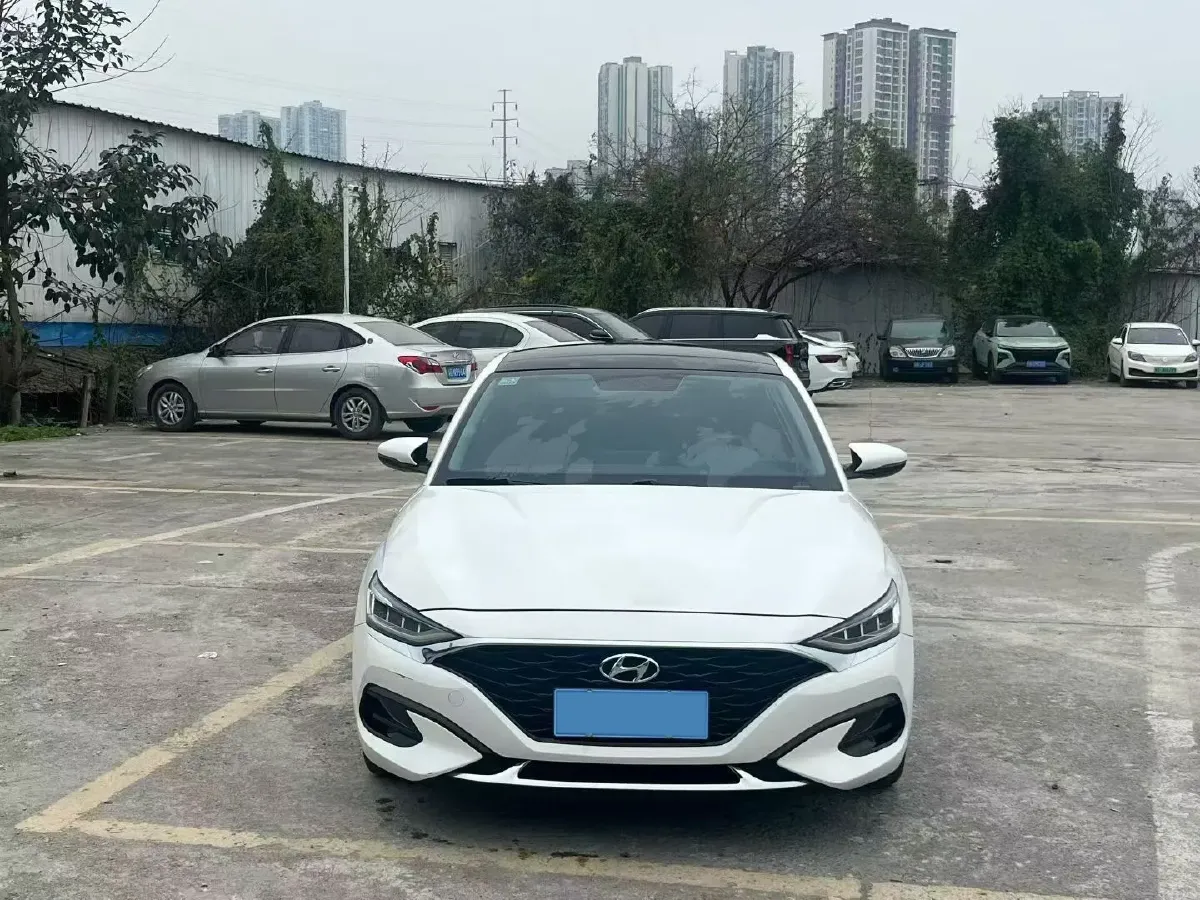 2019 Hyundai La Festa 1.6T 190HP L4 7DCT,autocango,china used car exporter,china ev exporter,chinese used car exporter,chinese used ev exporter