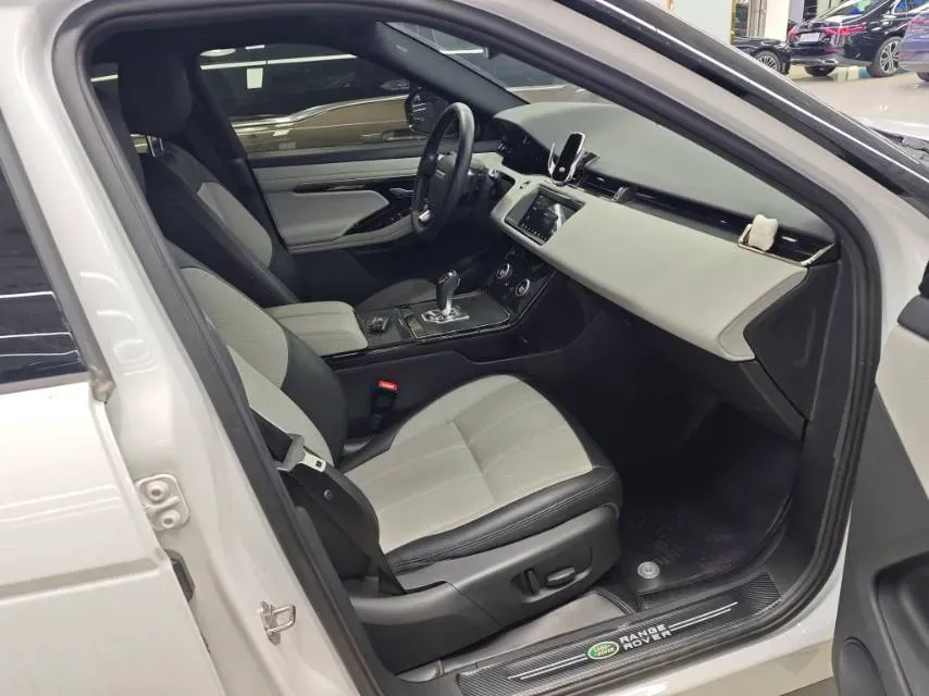 2020 Land Rover Range Rover Evoque 2.0T 249HP L4 9AT,autocango,china used car exporter,china ev exporter,chinese used car exporter,chinese used ev exporter