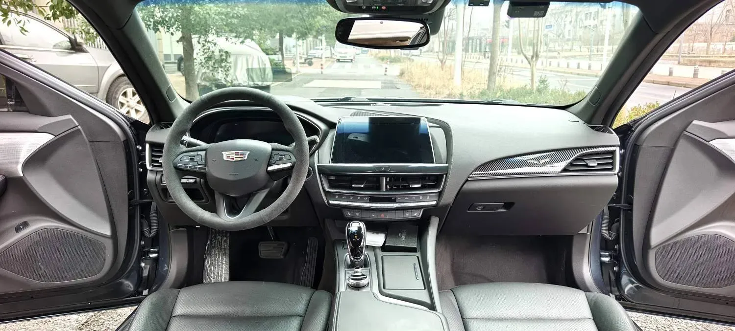 2022 Cadillac CT5 2.0T 237HP L4 10AT,autocango,china used car exporter,china ev exporter,chinese used car exporter,chinese used ev exporter