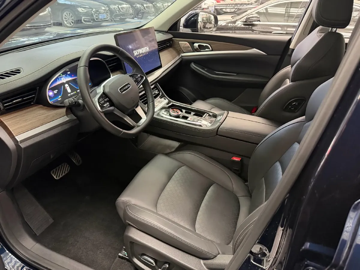 2024 Skyworth HT-i 1.5L 110HP L4 E-CVT PHEV 21.68KWH,autocango,china used car exporter,china ev exporter,chinese used car exporter,chinese used ev exporter