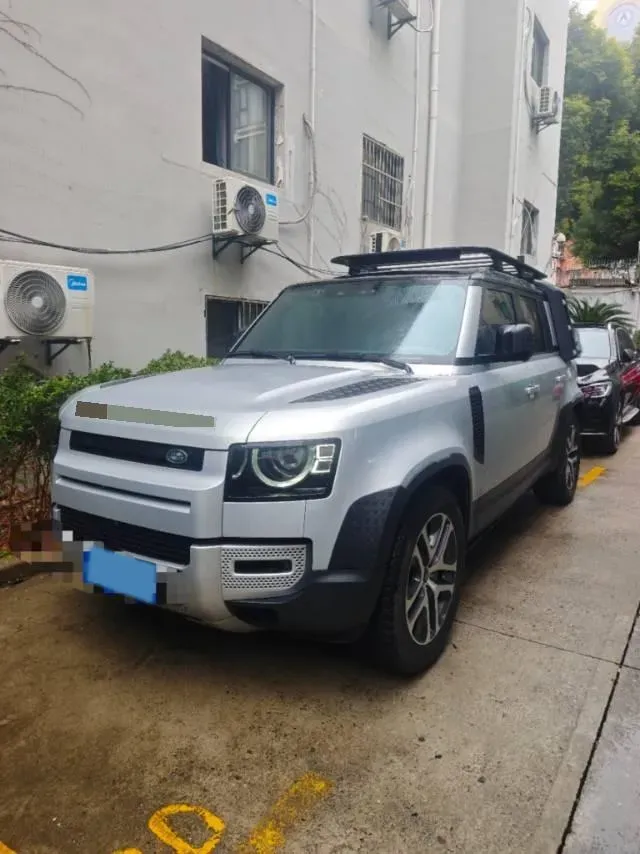 2023 Land Rover Defender 3.0T 400HP L6 8AT,autocango,china used car exporter,china ev exporter,chinese used car exporter,chinese used ev exporter