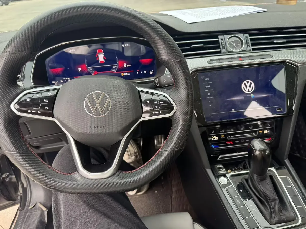 2023 Volkswagen Magotan 2.0T 186HP L4 7DCT,autocango,china used car exporter,china ev exporter,chinese used car exporter,chinese used ev exporter