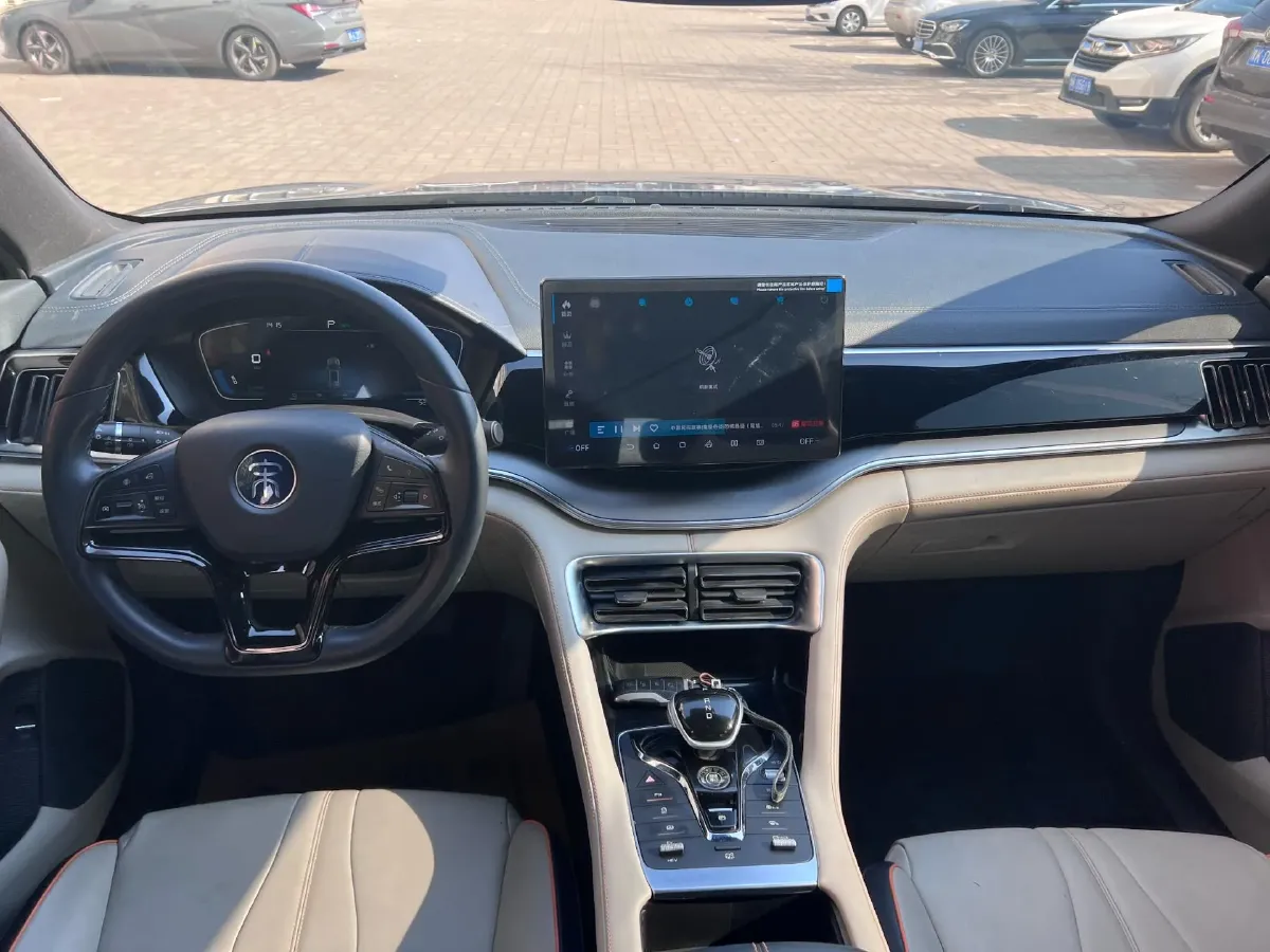 2022 Hyundai Tucson 2.0L 150HP L4 6AT Hybrid,autocango,china used car exporter,china ev exporter,chinese used car exporter,chinese used ev exporter