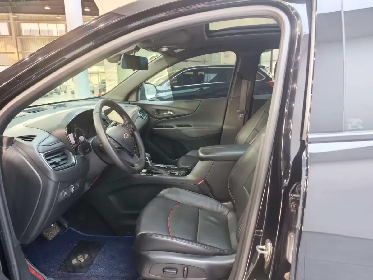 2021 Chevrolet Equinox 2.0T 237HP L4 9AT,autocango,china used car exporter,china ev exporter,chinese used car exporter,chinese used ev exporter