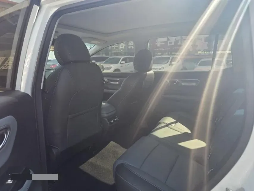 2023 MAXUS Interstellar 2.0T 143HP L4 6AT,autocango,china used car exporter,china ev exporter,chinese used car exporter,chinese used ev exporter