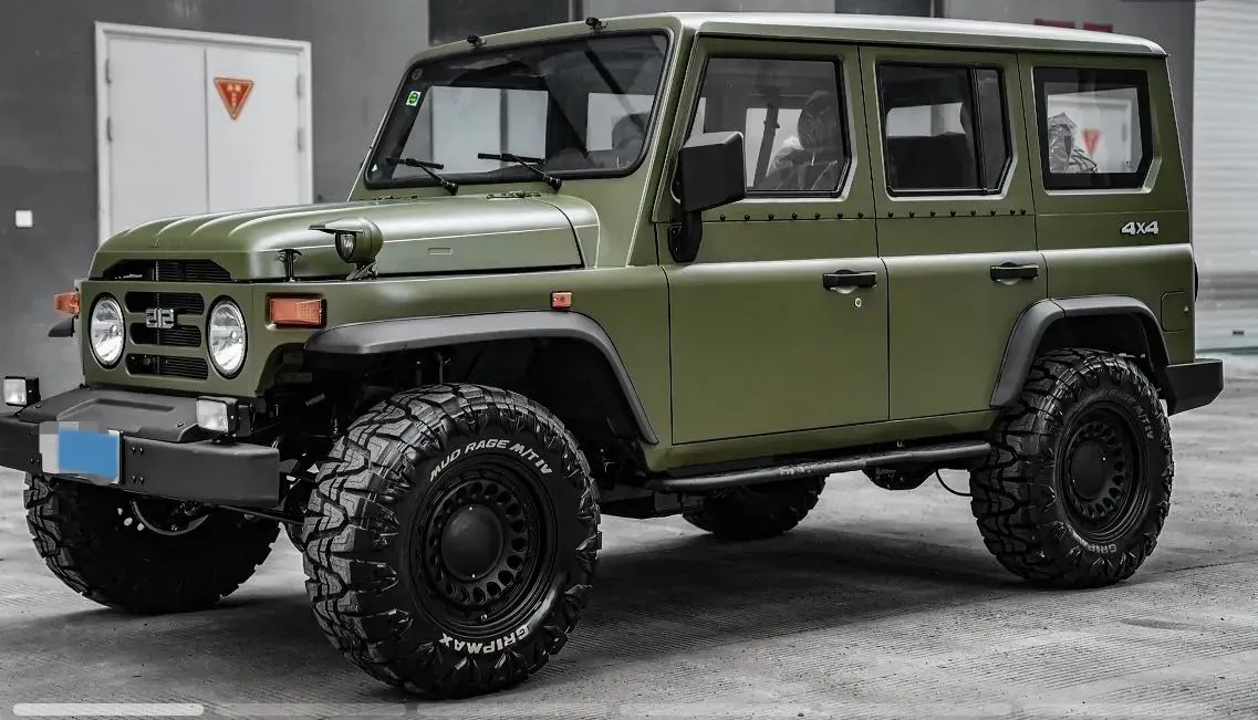 2023 BAW 212 2.4T 211HP L4 6MT,autocango,china used car exporter,china ev exporter,chinese used car exporter,chinese used ev exporter