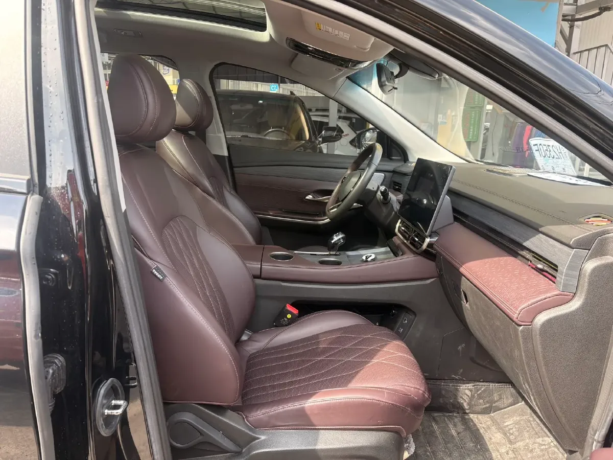 2024 Jetour X90 PRO 1.6T 197HP L4 7DCT,autocango,china used car exporter,china ev exporter,chinese used car exporter,chinese used ev exporter