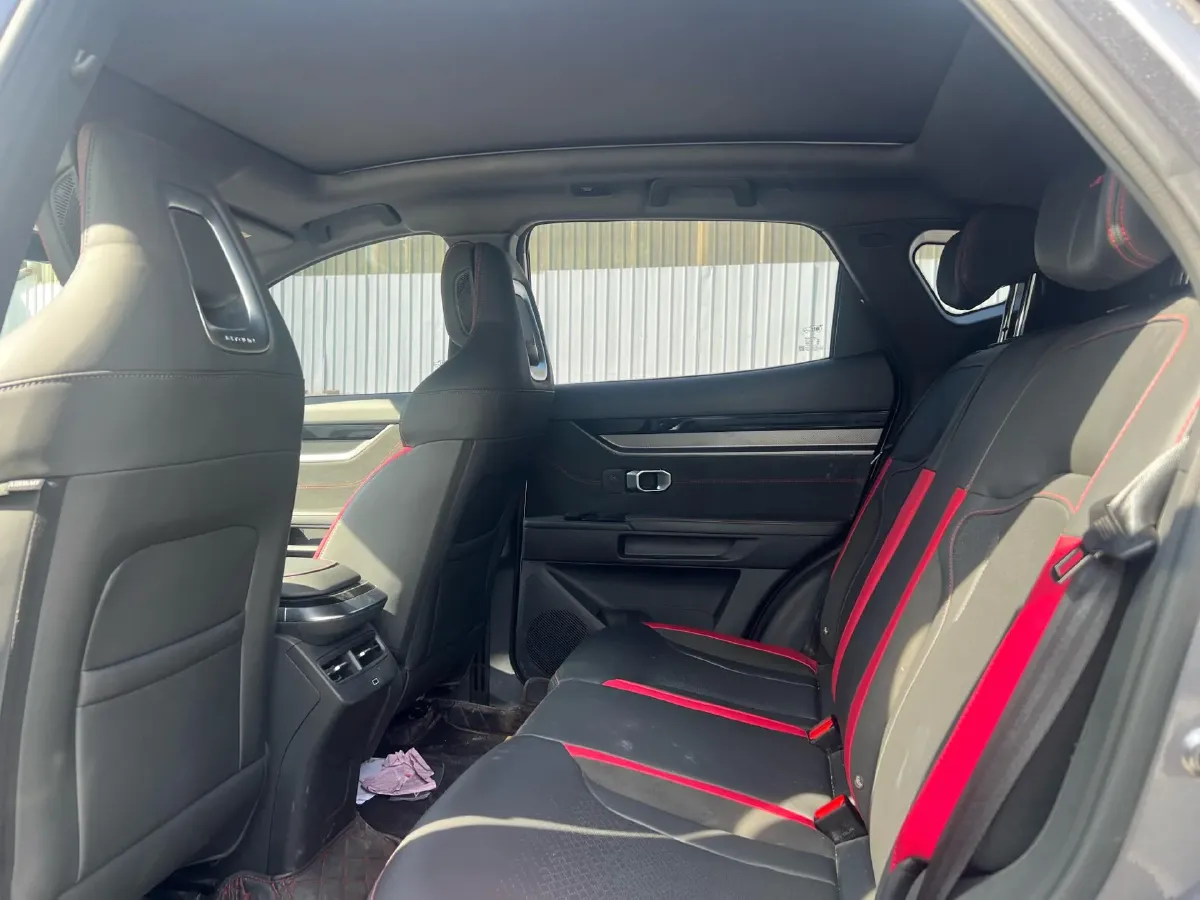 2022 Jetour DASHING 1.6T 197HP L4 7DCT,autocango,china used car exporter,china ev exporter,chinese used car exporter,chinese used ev exporter