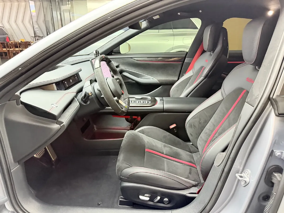 2025 MI SU7 Ultra BEV 93.7KWH,autocango,china used car exporter,china ev exporter,chinese used car exporter,chinese used ev exporter