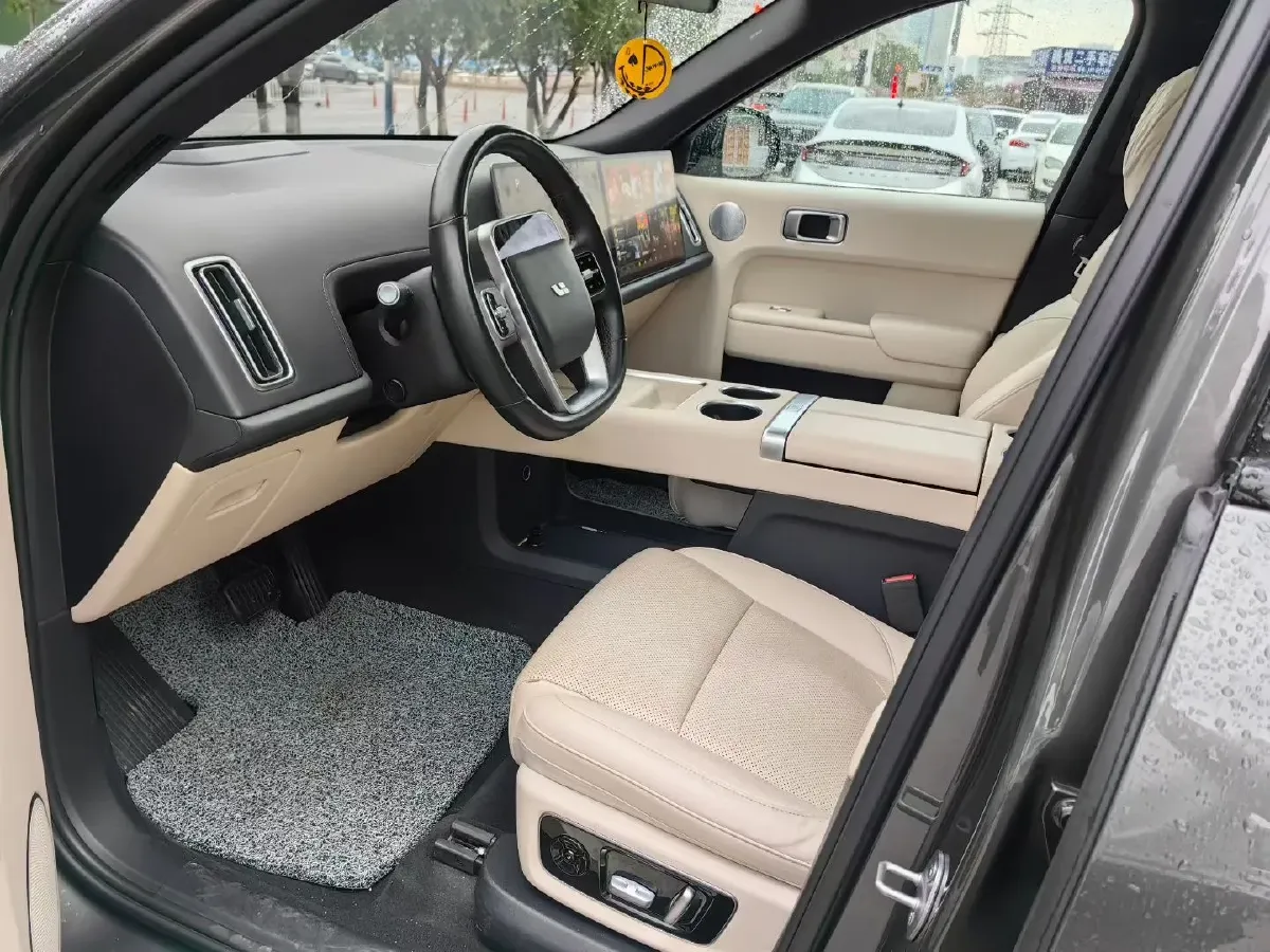 2022 Li L9 Range Extended 154HP REEV 42.6KWH,autocango,china used car exporter,china ev exporter,chinese used car exporter,chinese used ev exporter