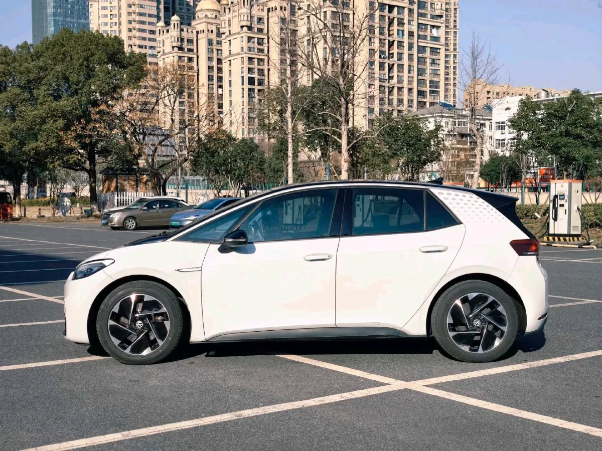 2022 Volkswagen ID.3 BEV 57.3KWH,autocango,china used car exporter,china ev exporter,chinese used car exporter,chinese used ev exporter