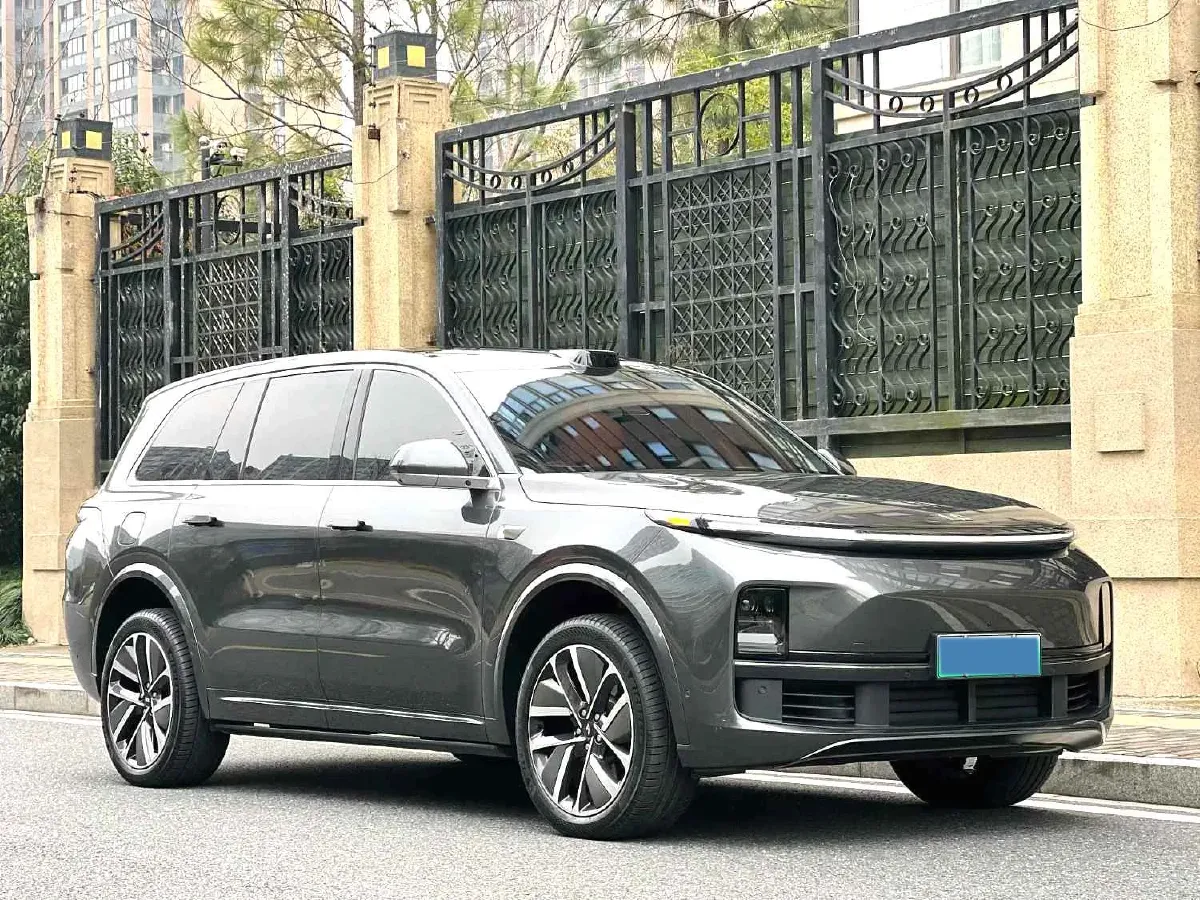 2024 Li L9 Range Extended 154HP REEV 52.3KWH,autocango,china used car exporter,china ev exporter,chinese used car exporter,chinese used ev exporter