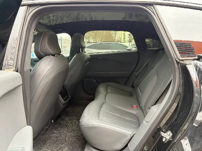 2024 Xpeng P7+ BEV 60.7KWH,autocango,china used car exporter,china ev exporter,chinese used car exporter,chinese used ev exporter