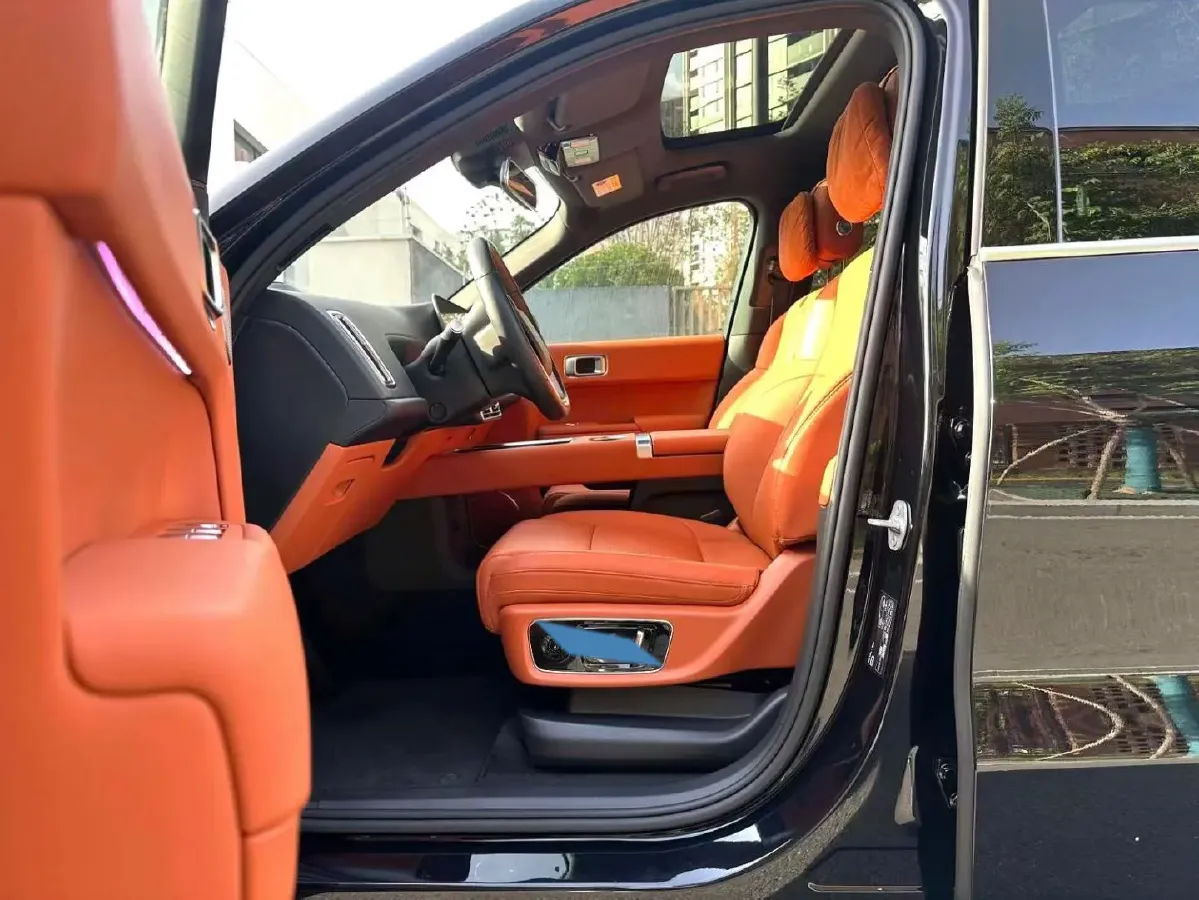 2023 Li L9 Range Extended 154HP REEV 42.6KWH,autocango,china used car exporter,china ev exporter,chinese used car exporter,chinese used ev exporter