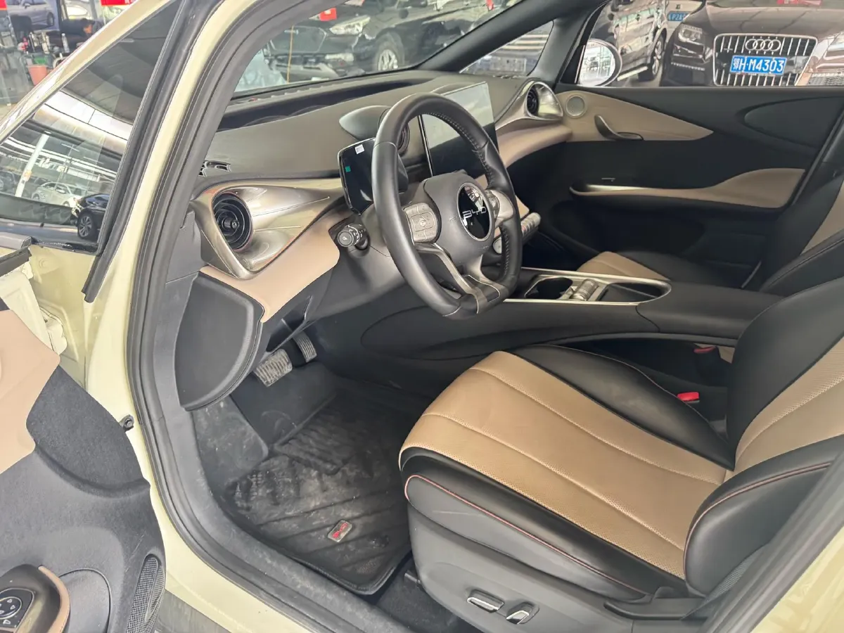 2023 BYD Dolphin BEV 44.928KWH,autocango,china used car exporter,china ev exporter,chinese used car exporter,chinese used ev exporter