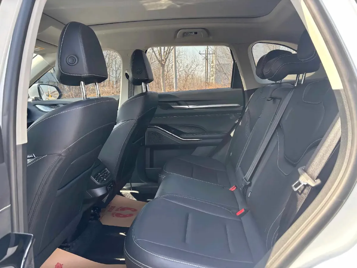 2022 Haval H6 1.5T 184HP L4 7DCT,autocango,china used car exporter,china ev exporter,chinese used car exporter,chinese used ev exporter