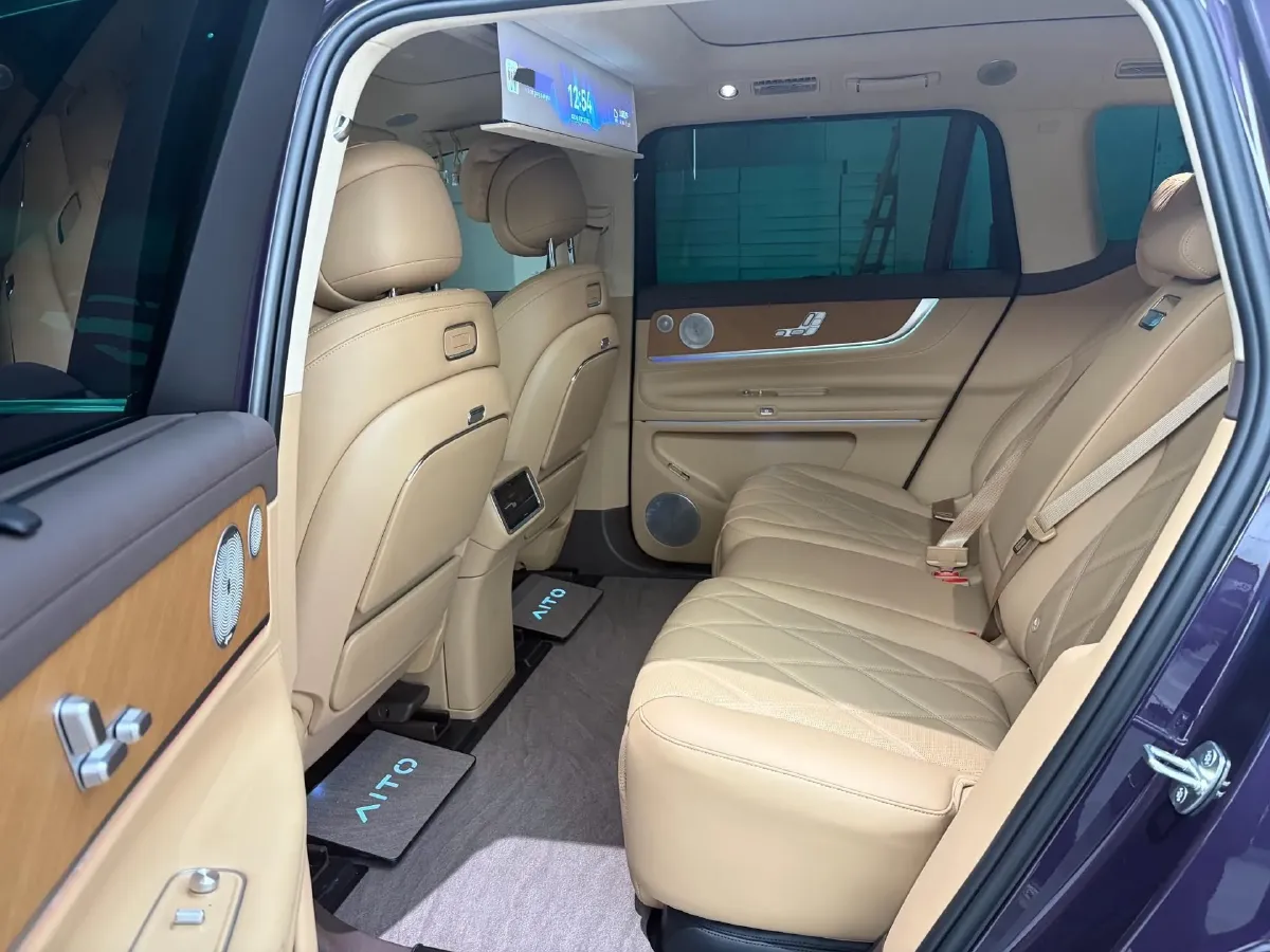 2025 AITO AITO M9 BEV 100KWH,autocango,china used car exporter,china ev exporter,chinese used car exporter,chinese used ev exporter