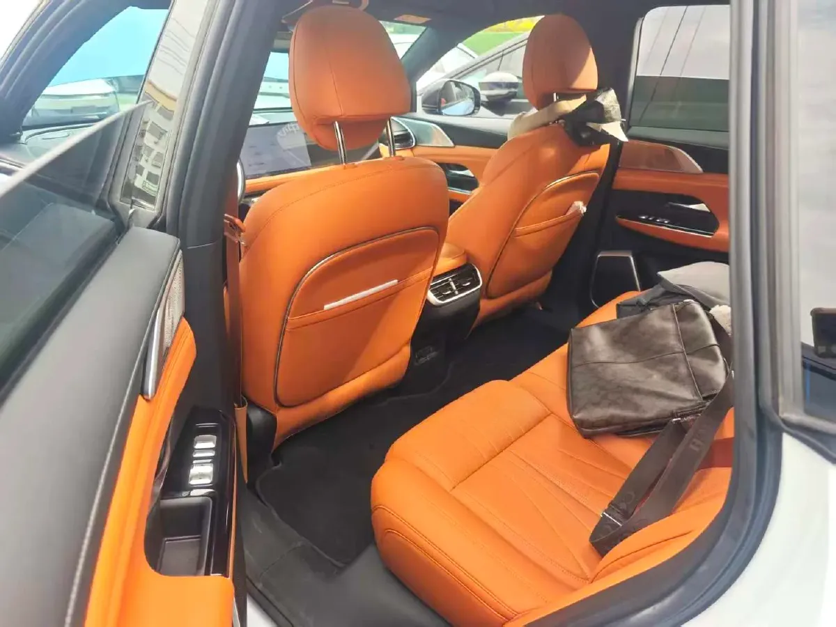 2024 Xpeng G9 BEV 98KWH,autocango,china used car exporter,china ev exporter,chinese used car exporter,chinese used ev exporter