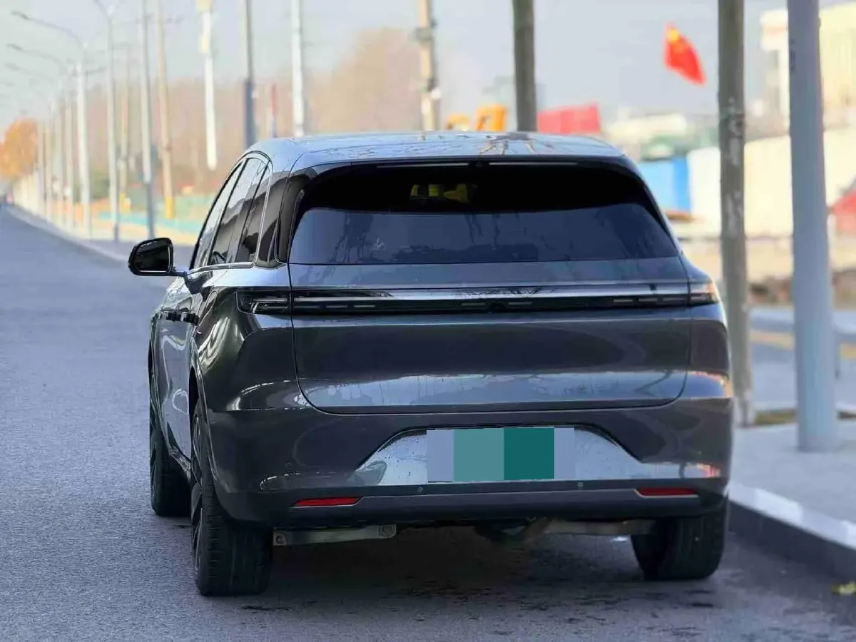 2024 Li L6 Range Extended 154HP L4 REEV 36.8KWH,autocango,china used car exporter,china ev exporter,chinese used car exporter,chinese used ev exporter