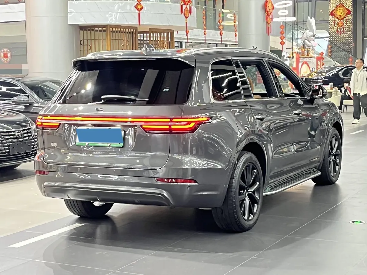 2020 Li ONE Range Extended 131HP REEV 40.5KWH,autocango,china used car exporter,china ev exporter,chinese used car exporter,chinese used ev exporter