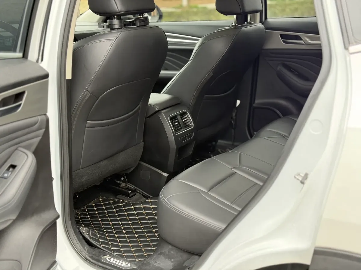 2021 Haval F7x 2.0T 224HP L4 7DCT,autocango,china used car exporter,china ev exporter,chinese used car exporter,chinese used ev exporter