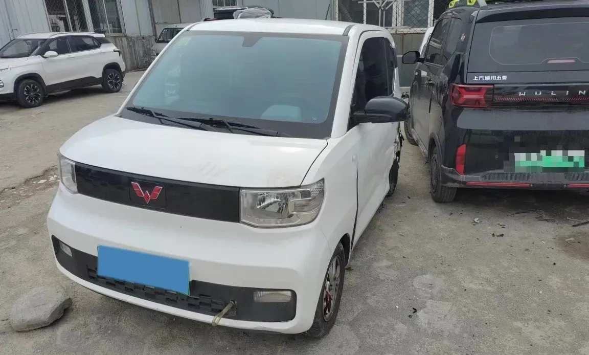 2020 WuLing HongGuang MINI EV BEV 13.8KWH,autocango,china used car exporter,china ev exporter,chinese used car exporter,chinese used ev exporter