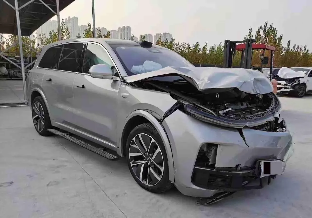 2022 Li L9 Range Extended 154HP REEV 42.6KWH,autocango,china used car exporter,china ev exporter,chinese used car exporter,chinese used ev exporter
