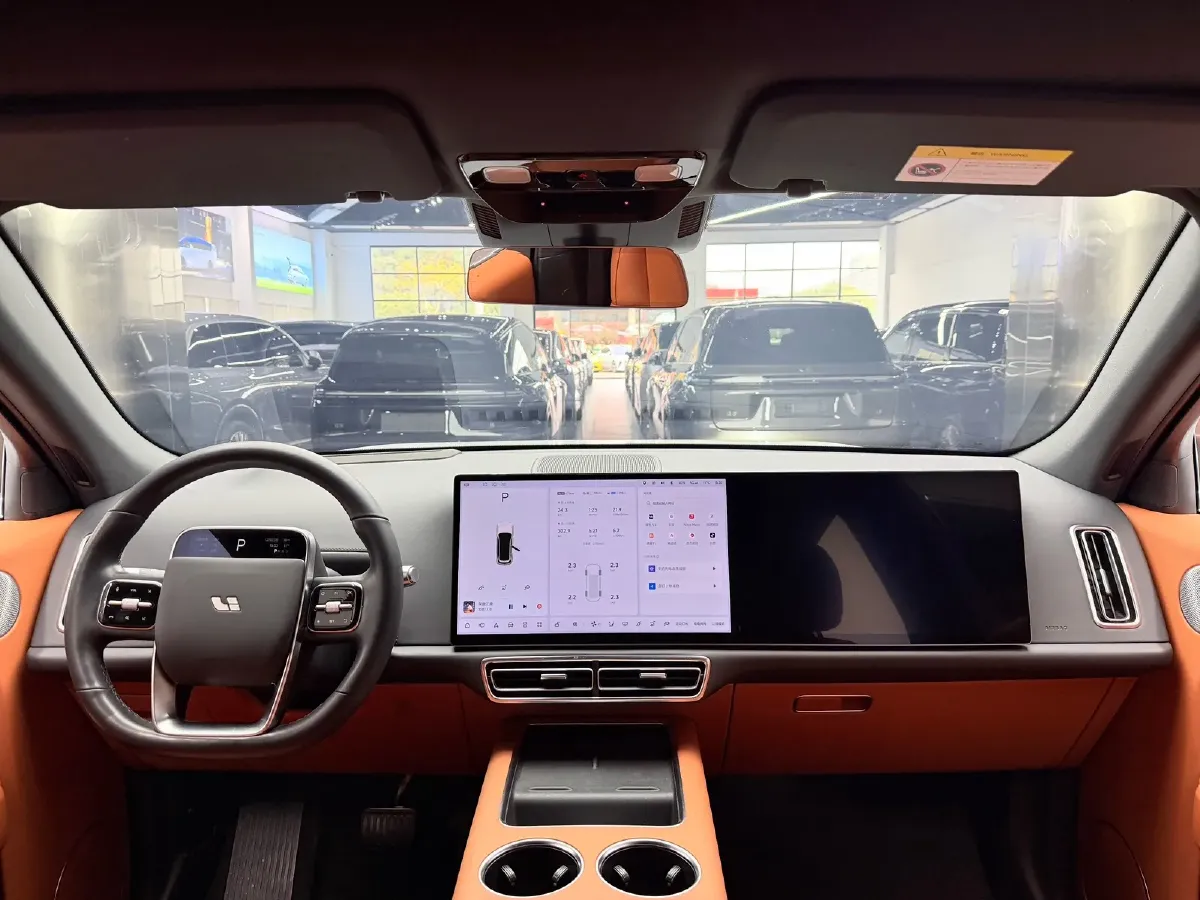 2023 Li L7 Range Extended 154HP REEV 40.9KWH,autocango,china used car exporter,china ev exporter,chinese used car exporter,chinese used ev exporter