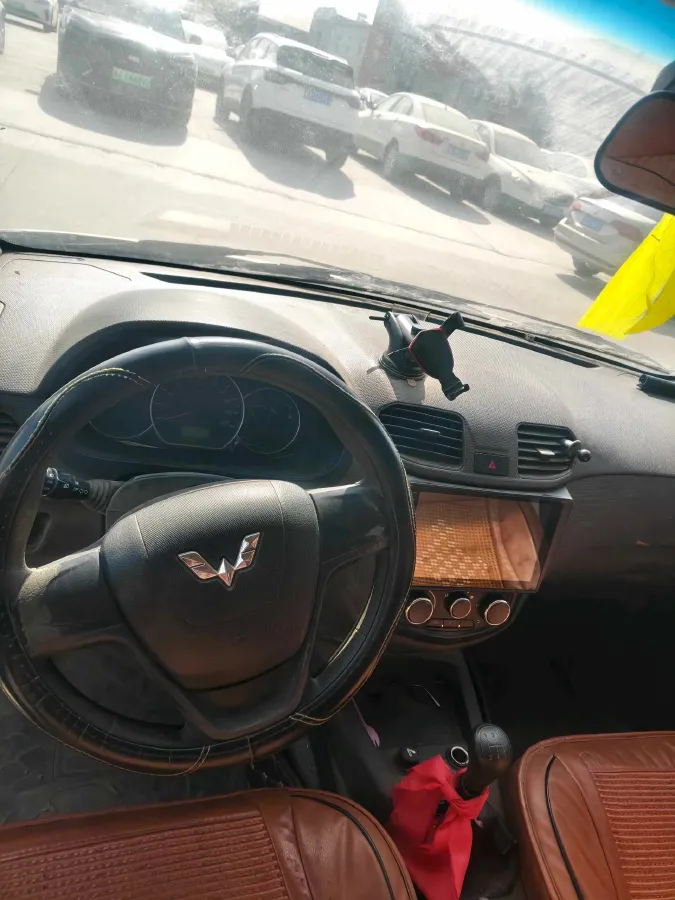 2016 WuLing HongGuang 1.5L 112HP L4 5MT,autocango,china used car exporter,china ev exporter,chinese used car exporter,chinese used ev exporter