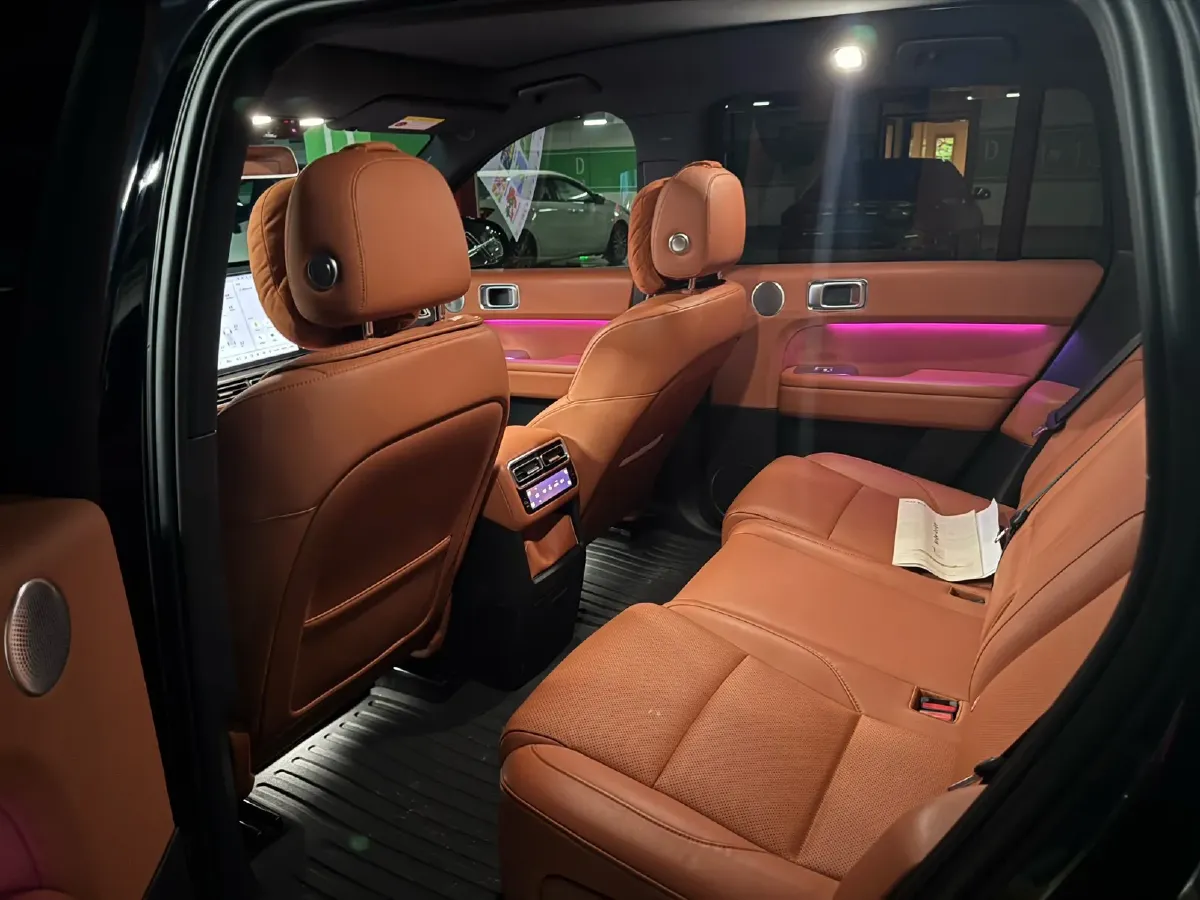 2024 Li L6 Range Extended 154HP L4 REEV 36.8KWH,autocango,china used car exporter,china ev exporter,chinese used car exporter,chinese used ev exporter