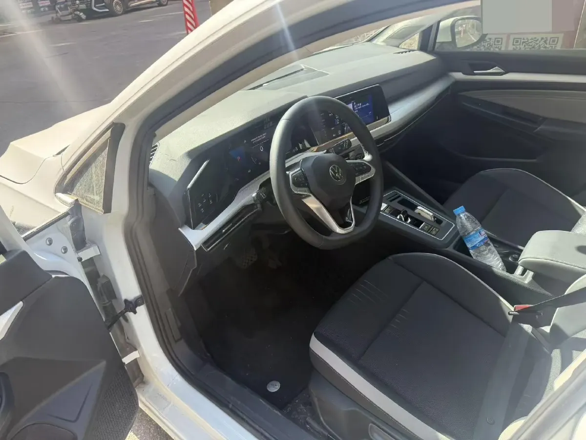 2023 Volkswagen Golf 1.4T 150HP L4 7DCT,autocango,china used car exporter,china ev exporter,chinese used car exporter,chinese used ev exporter