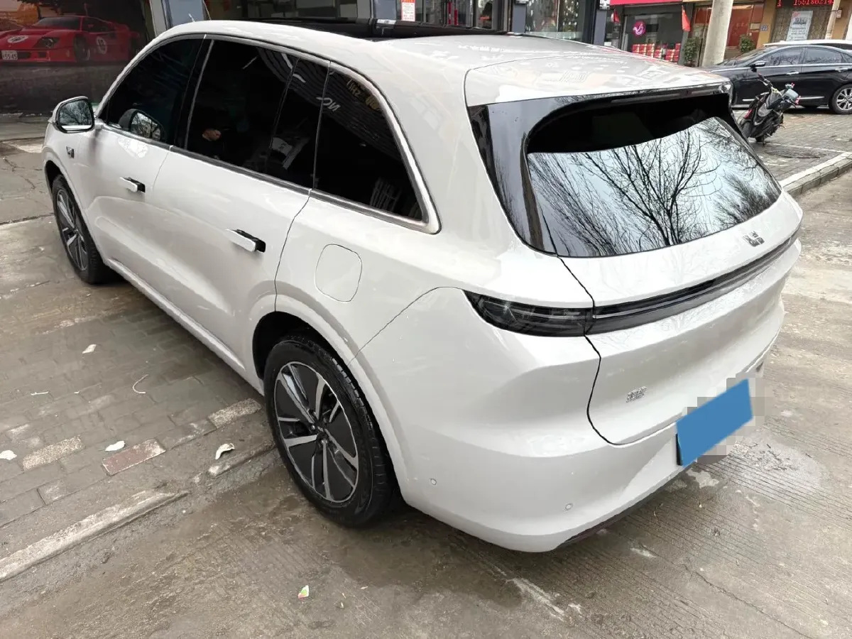 2024 Li L6 Range Extended 154HP L4 REEV 36.8KWH,autocango,china used car exporter,china ev exporter,chinese used car exporter,chinese used ev exporter