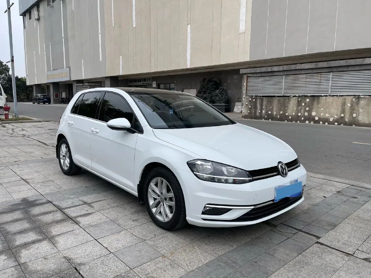 2019 Brilliance Auto V7 1.8T 231HP L4 7DCT,autocango,china used car exporter,china ev exporter,chinese used car exporter,chinese used ev exporter