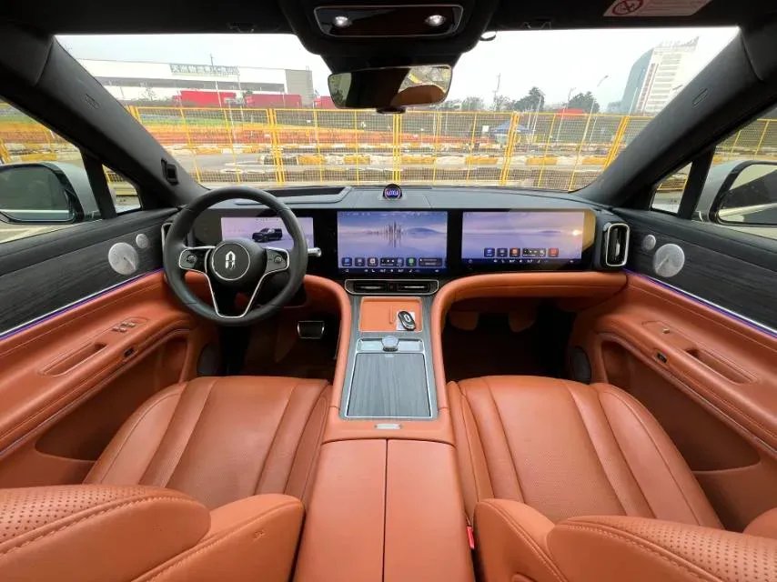 2024 AITO AITO M9 1.5T 152HP L4 REEV 42KWH,autocango,china used car exporter,china ev exporter,chinese used car exporter,chinese used ev exporter