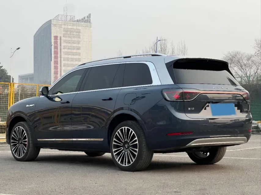 2024 AITO AITO M9 1.5T 152HP L4 REEV 42KWH,autocango,china used car exporter,china ev exporter,chinese used car exporter,chinese used ev exporter