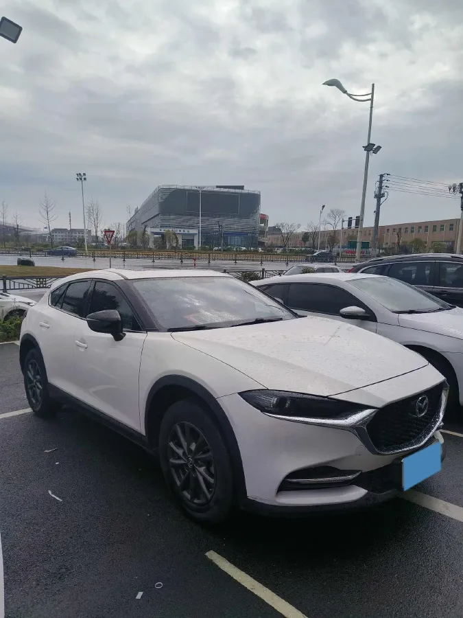 2021 Mazda CX-4 2.0L 158HP L4 6AT,autocango,china used car exporter,china ev exporter,chinese used car exporter,chinese used ev exporter