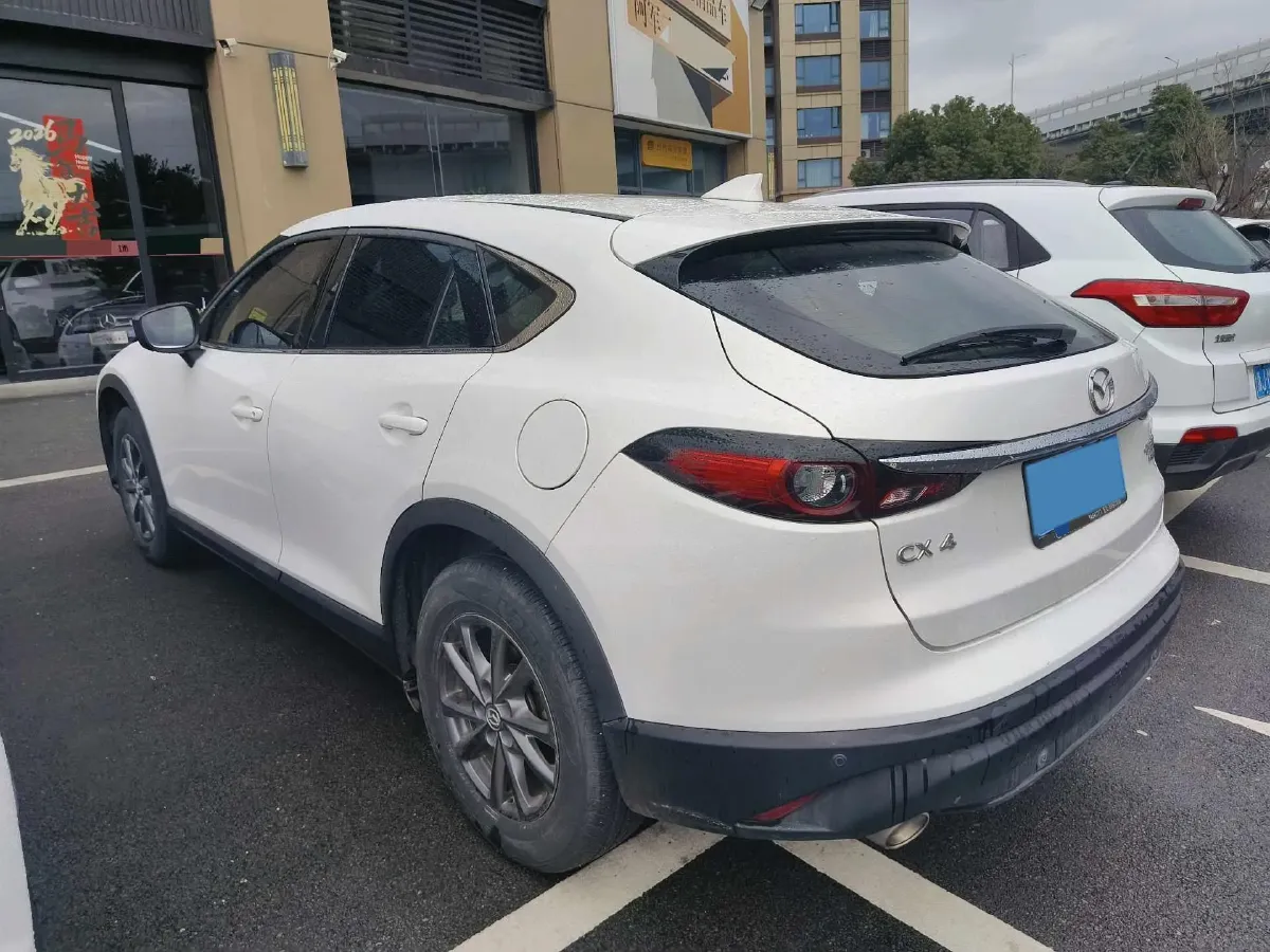 2021 Mazda CX-4 2.0L 158HP L4 6AT,autocango,china used car exporter,china ev exporter,chinese used car exporter,chinese used ev exporter